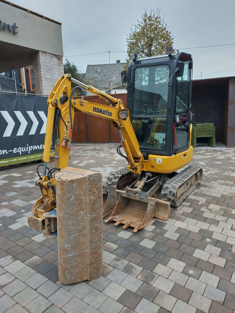 Komatsu PC16R-3HS – Minibagger mit Tilt-Funktion, gebraucht