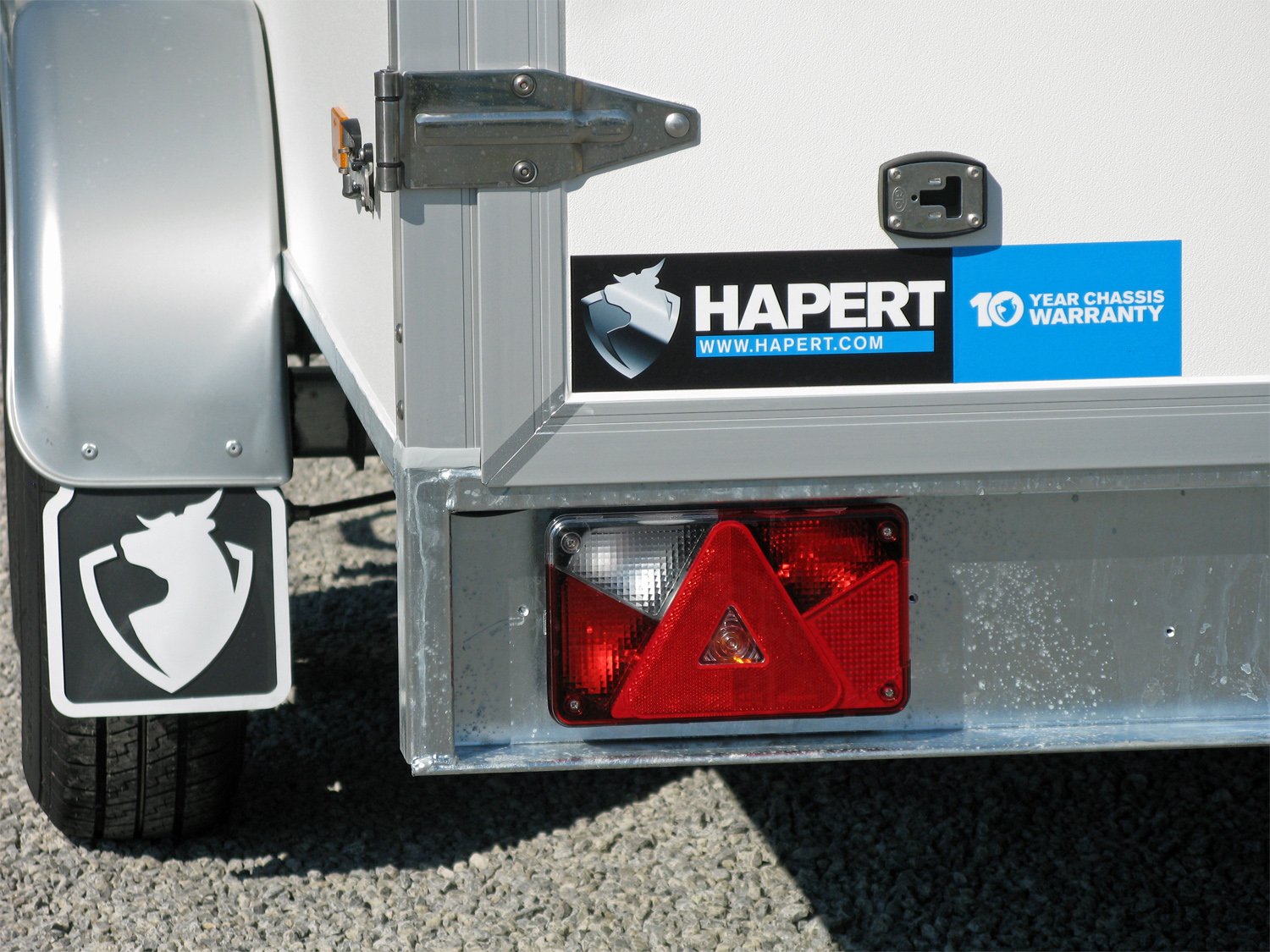 Hapert Sapphire L-2 – Tieflader-Kofferanhänger 3.500 kg – Bild 5