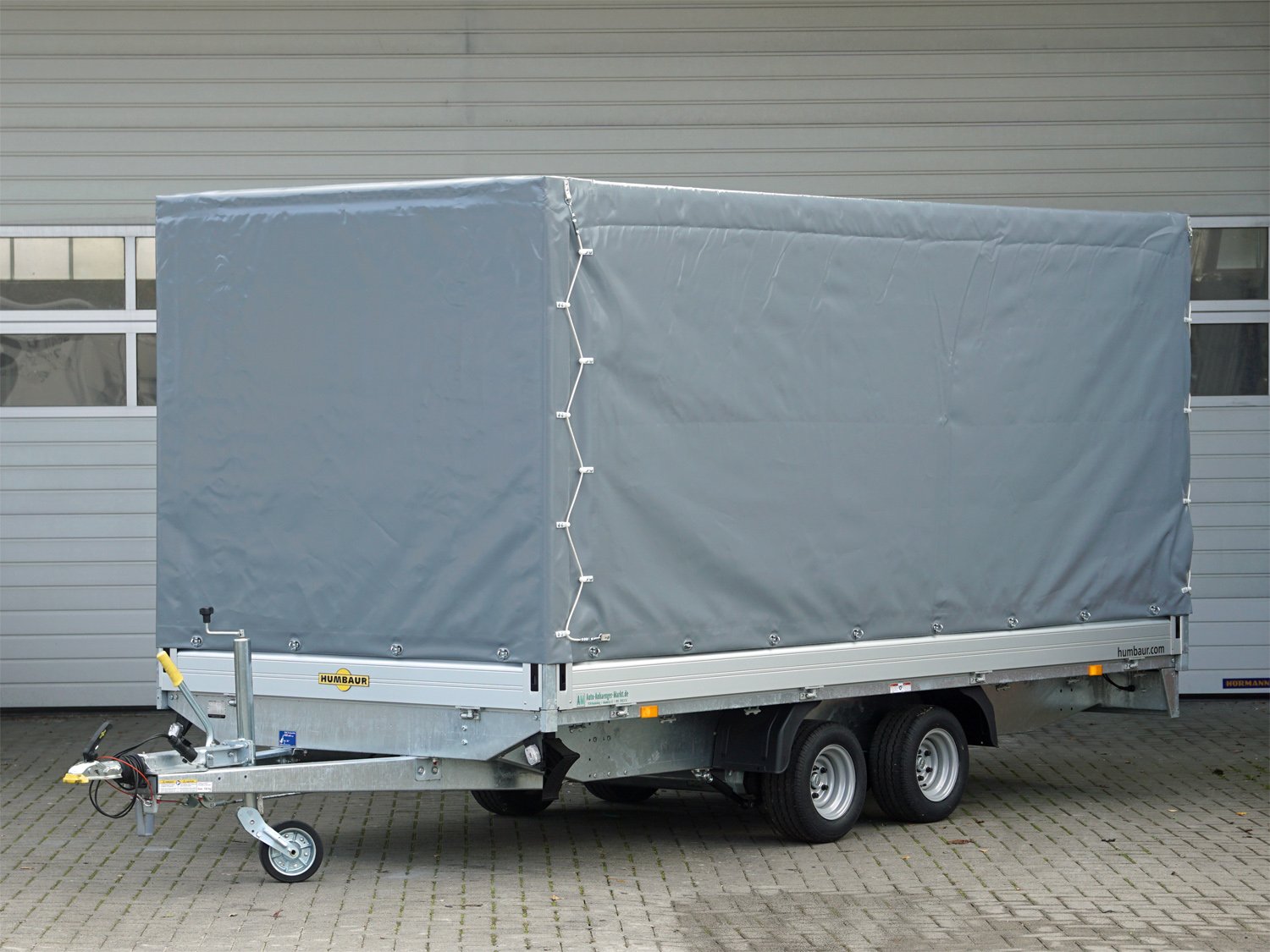 Humbaur HN254118 – Anhänger mit Planenaufbau, 1.800 mm
