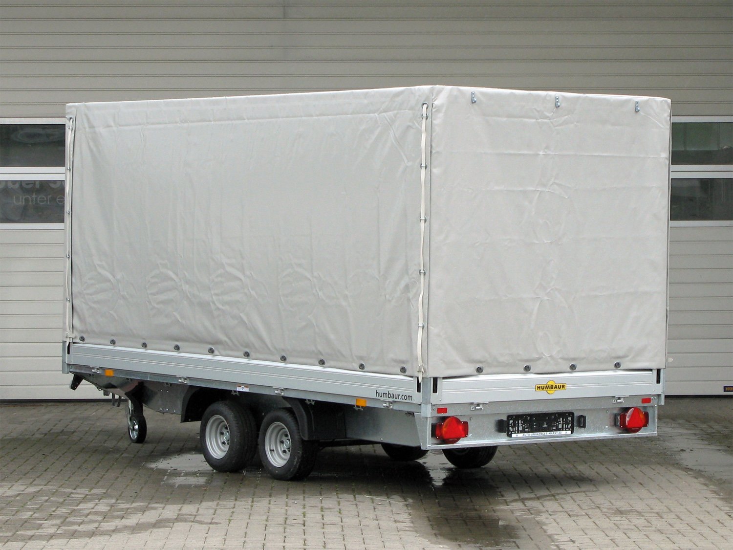 Humbaur HN254118 – Anhänger mit Planenaufbau, 1.800 mm