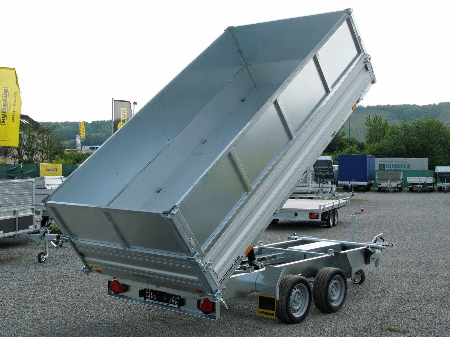 Humbaur HTK 3500.37 Alu-Kippanhänger mit E-Pumpe und Aufsatz 600 mm – Bild 2