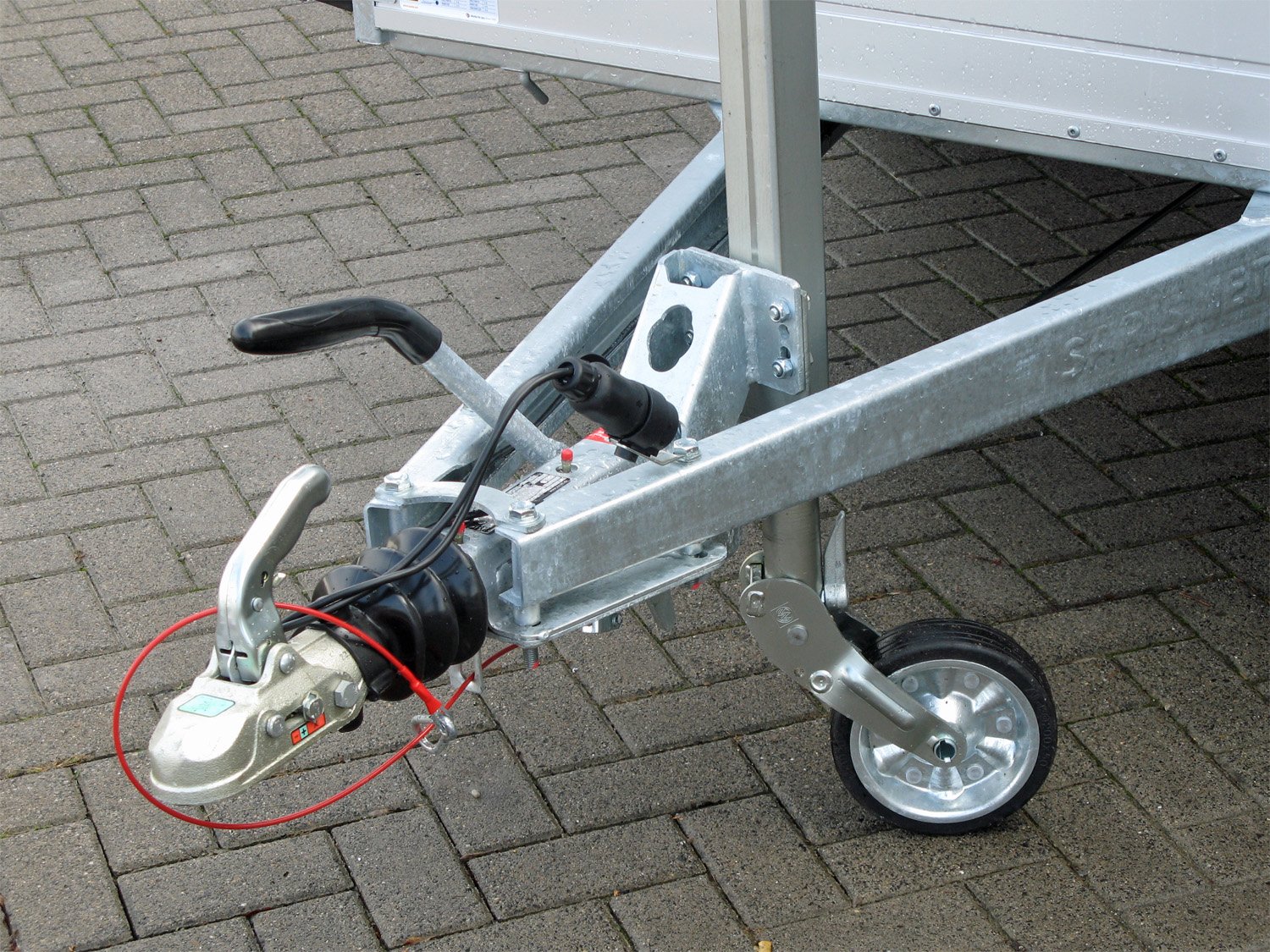 SARIS MP 305 153 1500 1 mit Planenaufbau, 1800 mm, 100 km/h – Bild 4