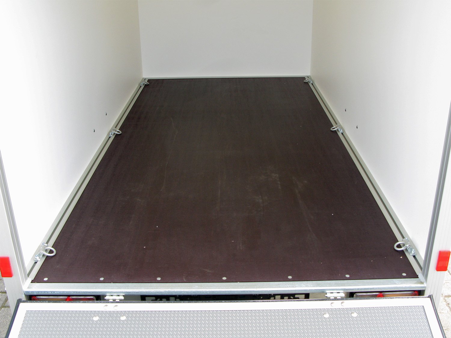 Unsinn WEB 42 K 251215-13-13, 1-Achs, gebremst, mit Rampe – Bild 10